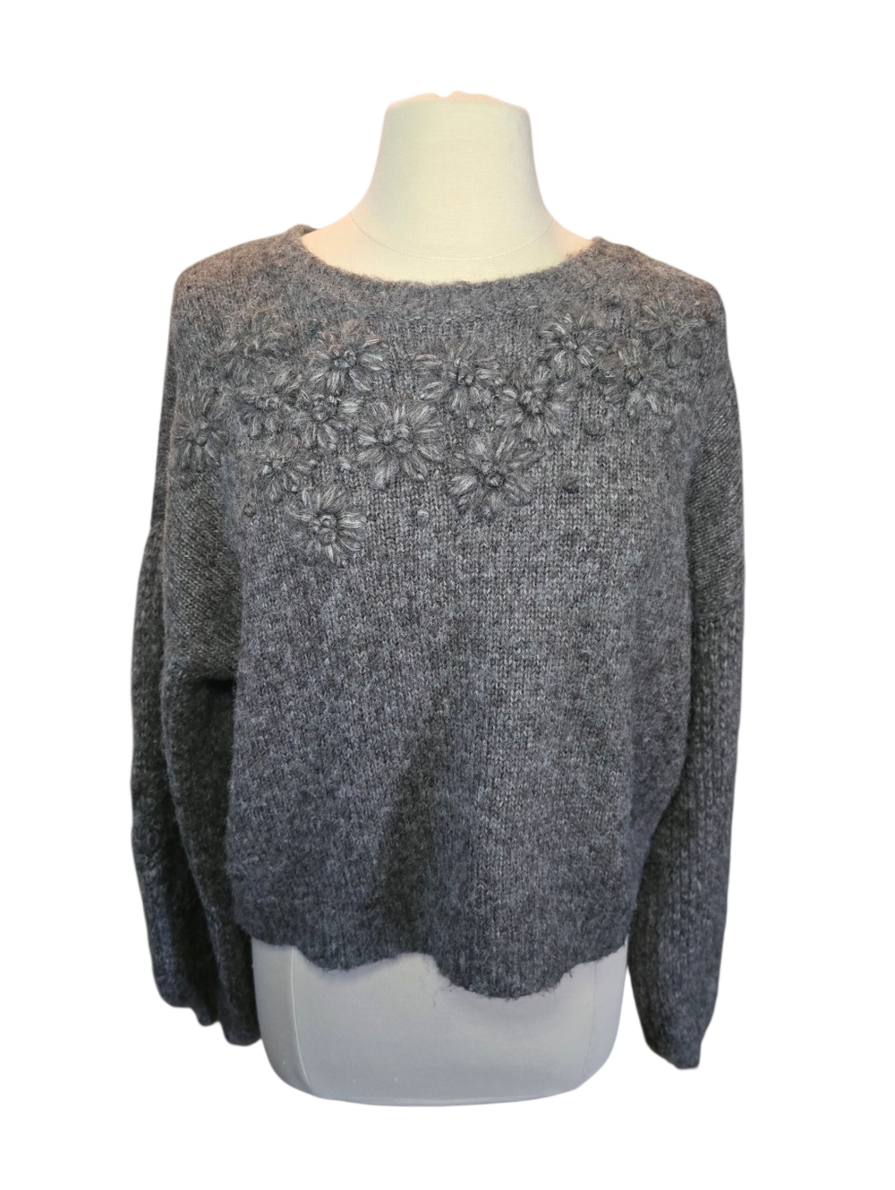 dRA Los Angeles Gray Sweater Embellished Flower Balloon Sleeves Size Medium